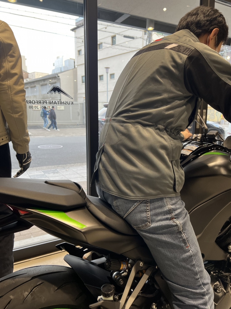 商品紹介】K-2458 フルメッシュロングジャケット ロード系のバイクでも