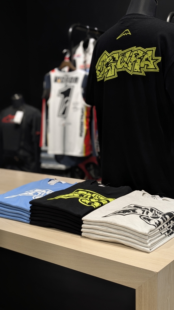 【超希少】昭和レトロクイズダービーレトロ半袖スタッフTシャツ　M　ブルー 新作/入荷速報】小椋藍選手！K-1425 79Tシャツ気持ちの良い綿100