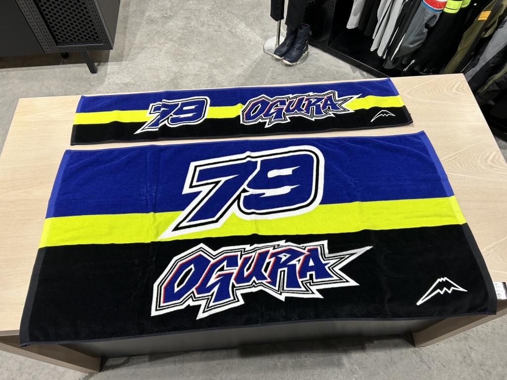 MotoGP応援グッズ】K-4707 79ペーパーフラッグ：KUSHITANI 大阪店