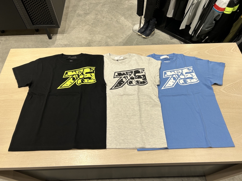 MotoGP応援グッズ】K-4707 79ペーパーフラッグ：KUSHITANI 大阪店