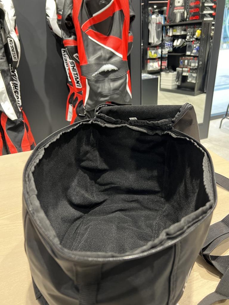 新商品/入荷情報】K-3618 ヘルメットバッグが入荷しました