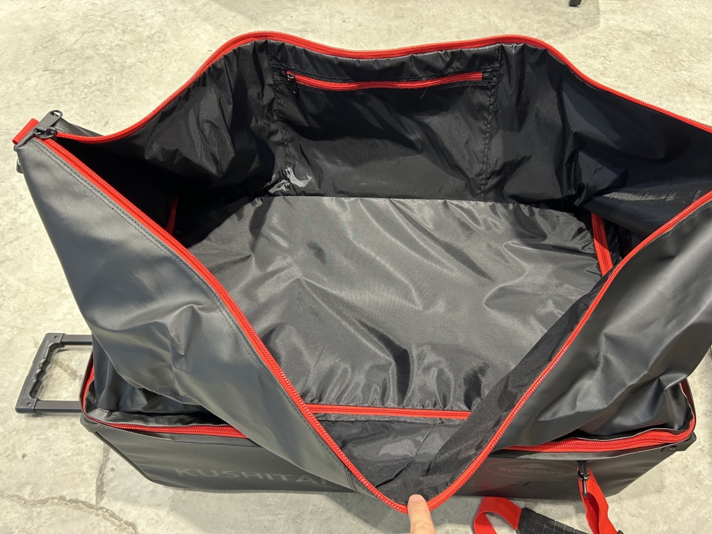 どデカい】K-3612 レーシングキャリーケースでひとまとめに：KUSHITANI