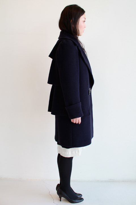 Kaon（カオン）後ろフリルダブルコート 入荷！！ | YAMAROKU New Arrival