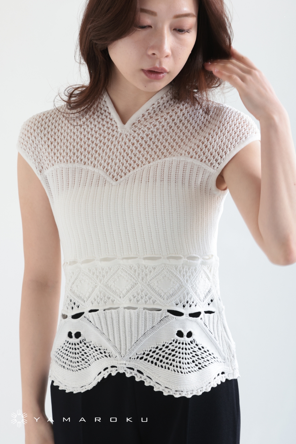 Mame Kurogouchi(マメ) Cotton Lace Sleeveless Knitted Top