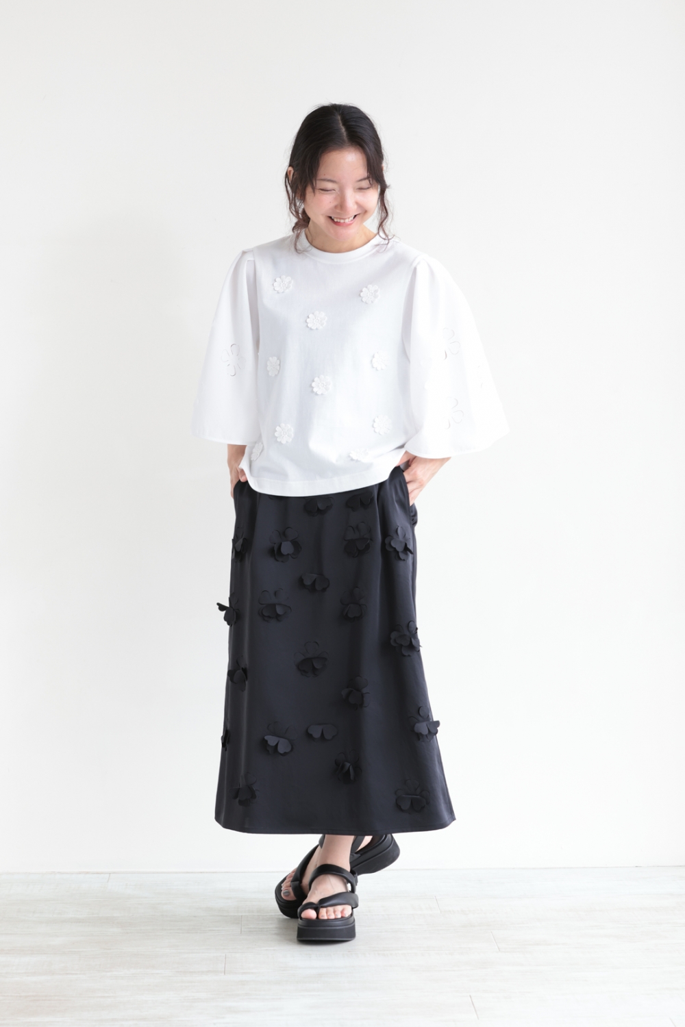 MUVEIL フラワーカット スカート サイズ36 MUVEIL フラワーカット スカート サイズ36