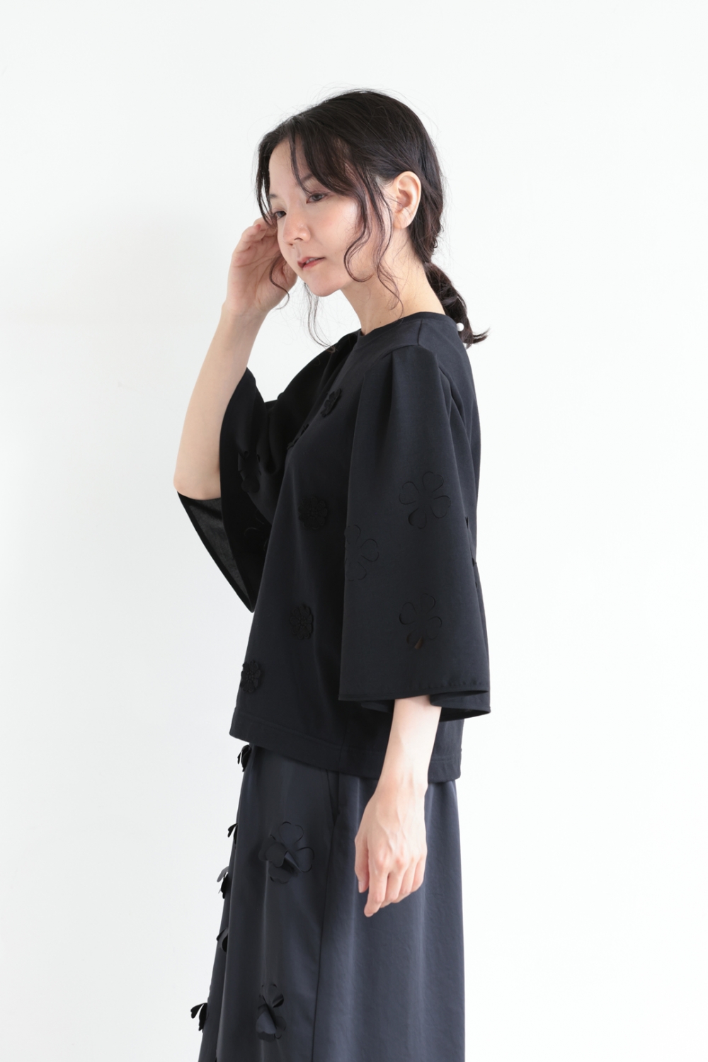 MUVEIL(ミュベール) フラワーカットTシャツ、スカート！！ | YAMAROKU