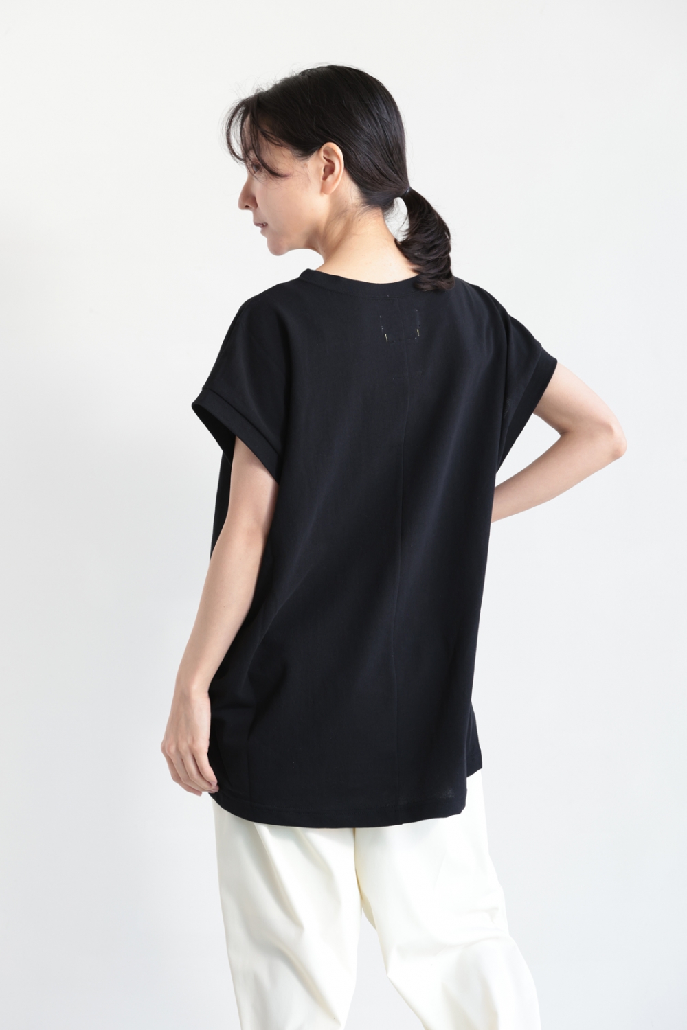 美品★MUVEIL ミュベール ロック Tシャツ MUVEIL リメイクデザインロックTシャツ 吉岡里帆着用 定価26