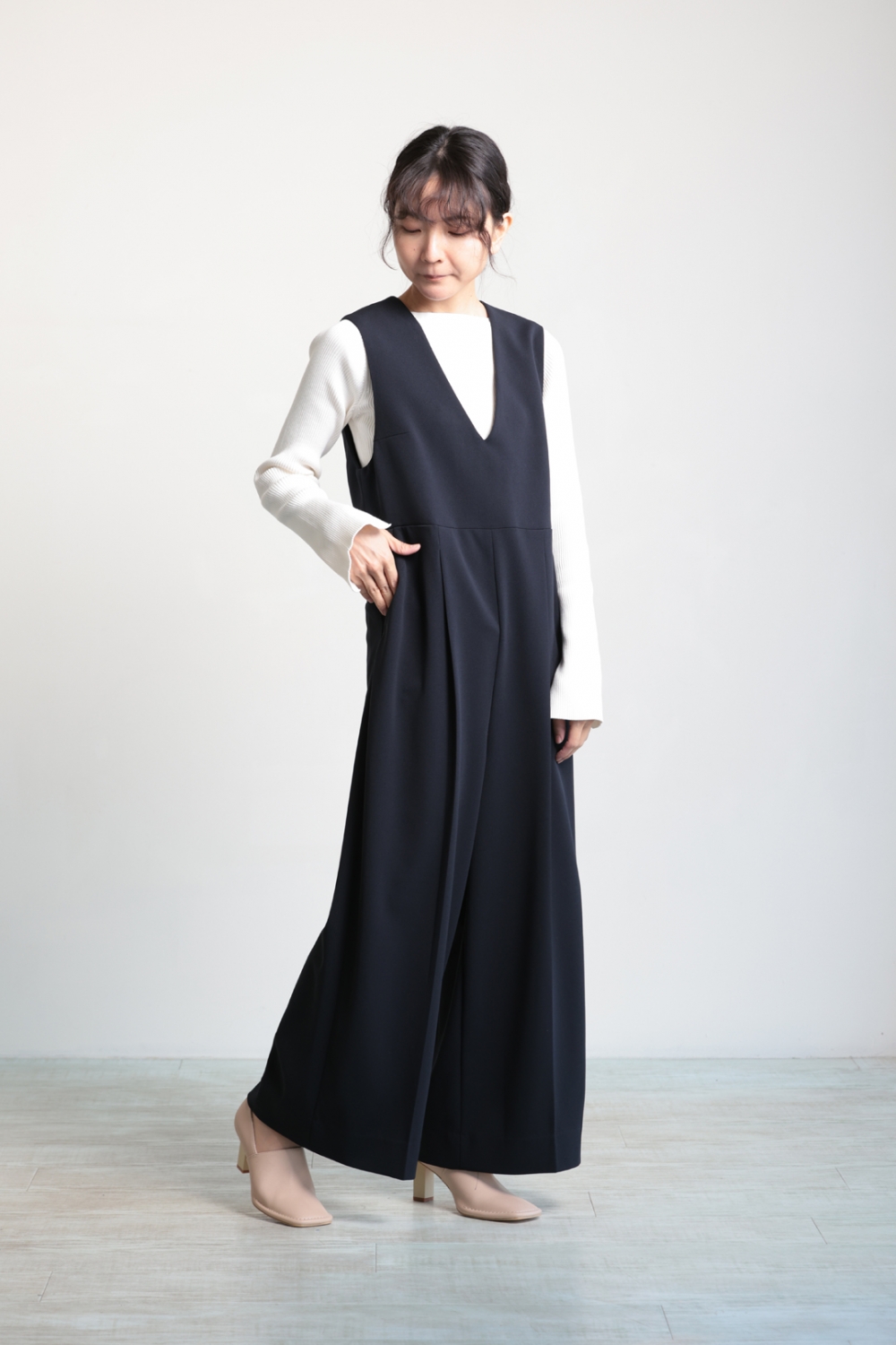 Ballsey(ボールジィ) ジョーゼットジャージー Vネックオールインワン