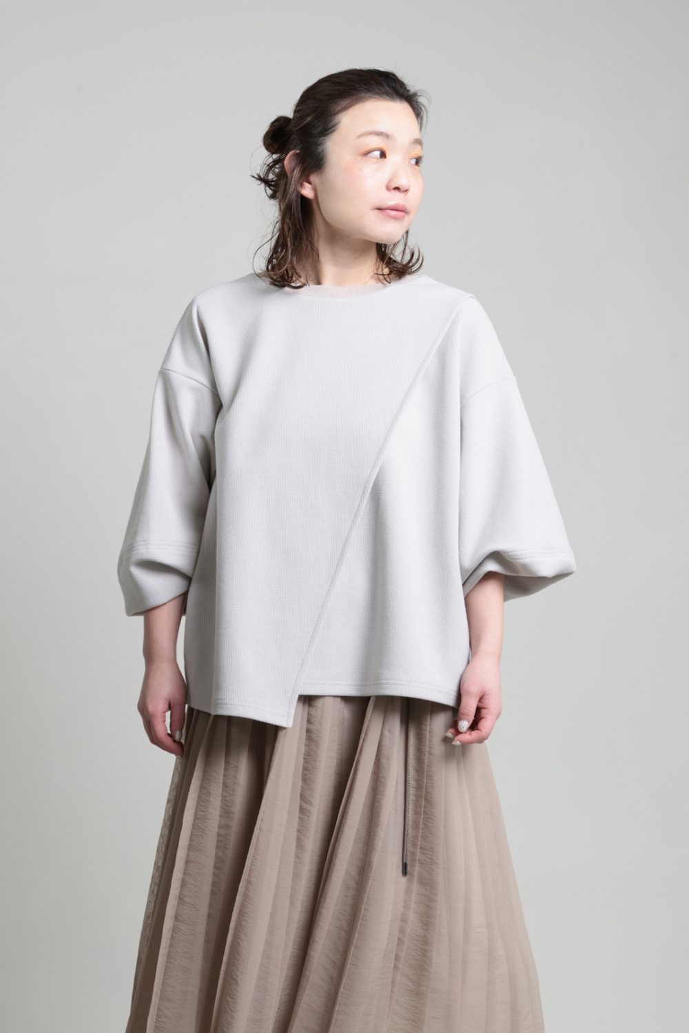 SIWALY fluid シワリーフルイド✨新品タグ付 ラウンドヘムプル