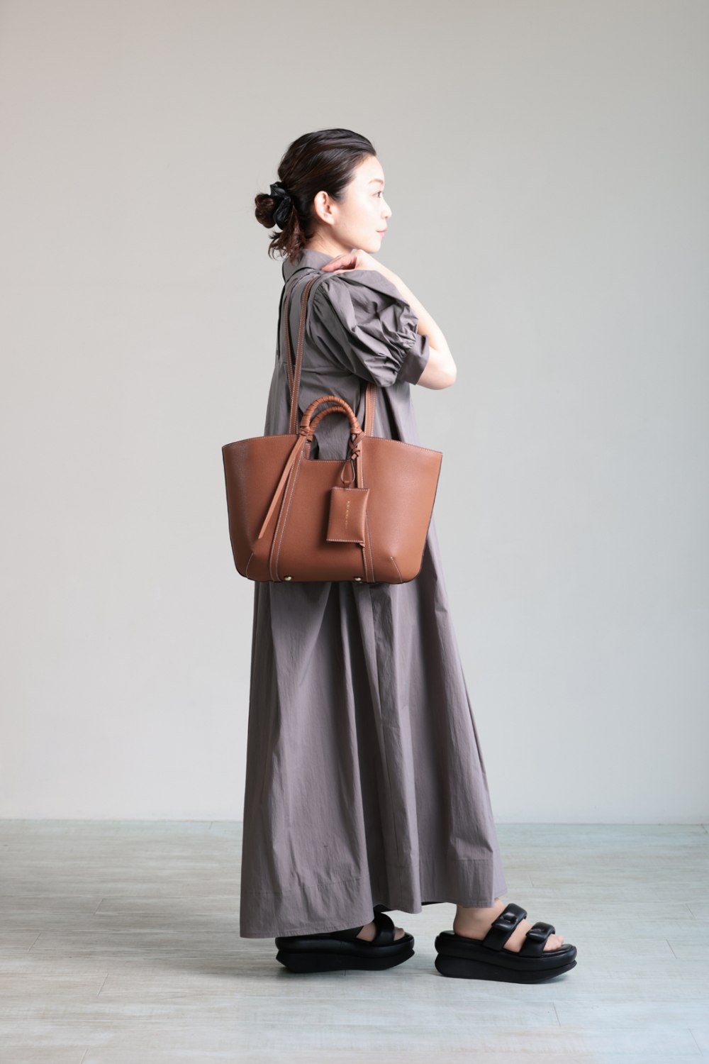 mica della valle（ミカデラヴァッレ） | YAMAROKU New Arrival