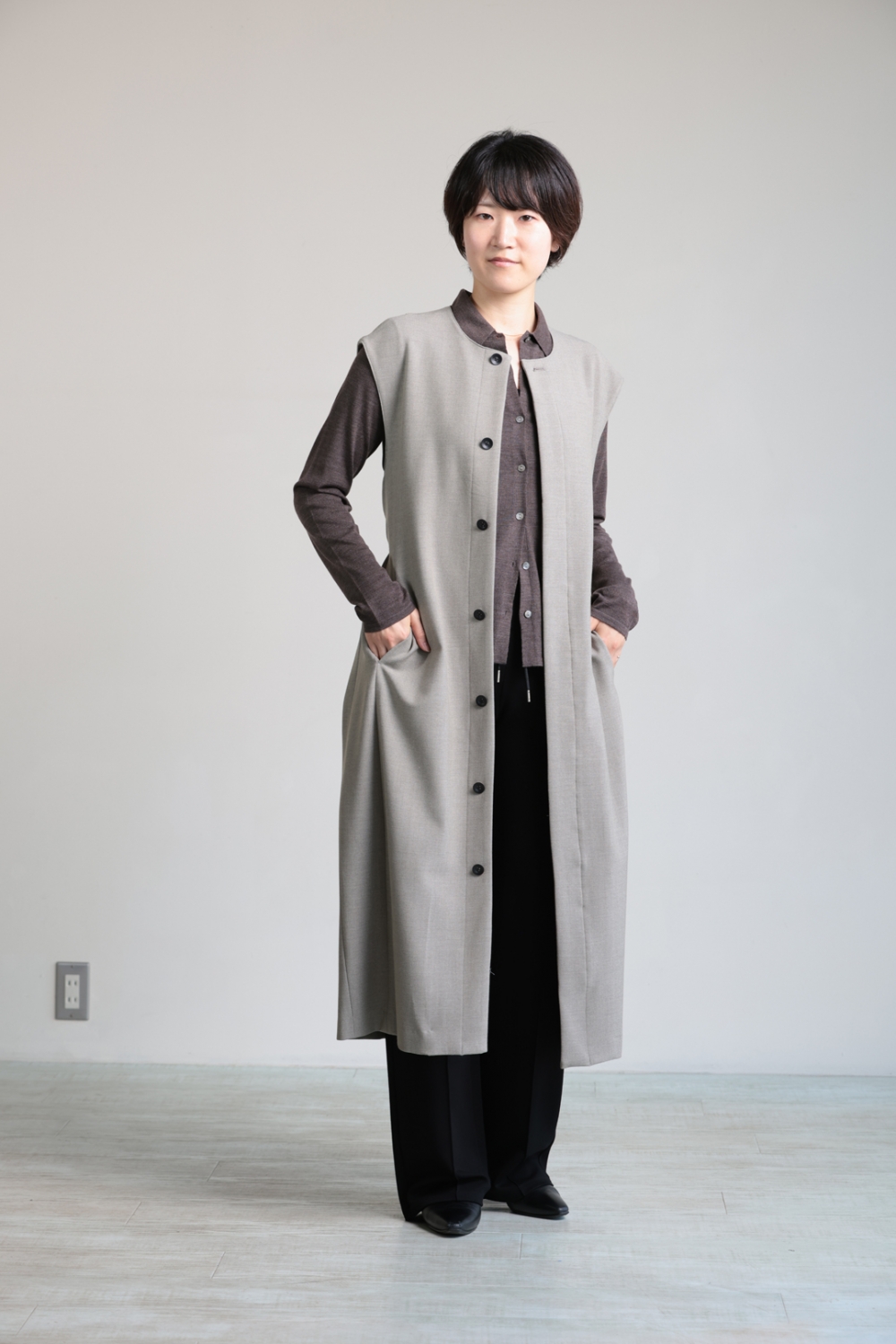 Trench coat siwaly fluid ベスト 大人気のカットオフトレンチベスト パイソンプリーツスカートが緊急再入荷決定 黒石奈央子オフィシャルブログ Powered by Ameba