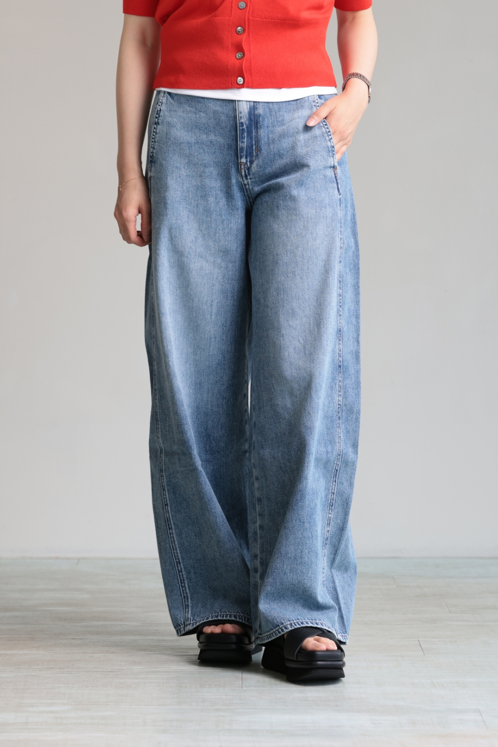 theory Drape Denim 現行　Theory セオリー セット Theory(セオリー) Drape Denim パラシュートシルエットジーンズ