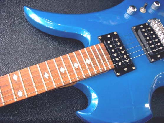 B.C.Rich 2000's Mockingbird - GUITAR TRADERS - ギター