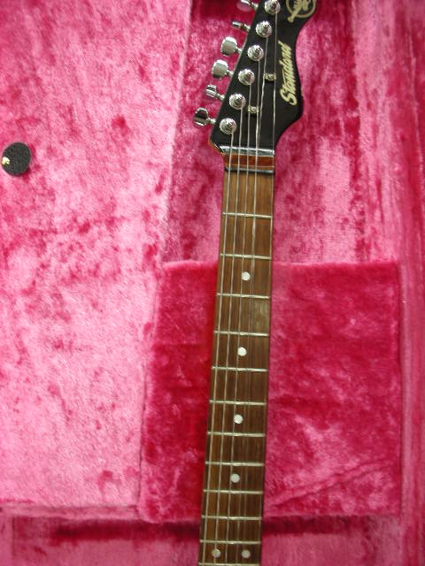 ☆ラリー・カールトン モデル入荷！中古ValleyArts☆ | blog