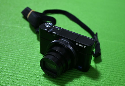 SONYサイバーショットRX100M7が壊れて修理に7万円 | イケてる、モノ・コト