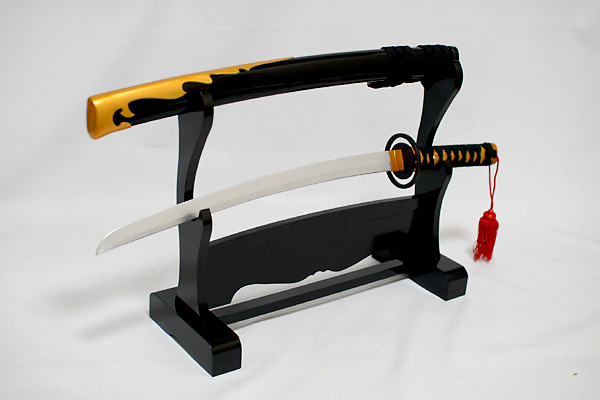 薄桜鬼 雪村千鶴 小太刀(模造刀) 本格的美しい刃文入り 【新品未使用品】 薄桜鬼 雪村千鶴 小太刀(模造刀) 本格的美しい刃文入り 【新品未