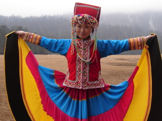中国/雲南省】彝族（イ族） | いかりんの“変身写真研究所”