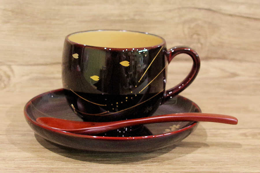 輪島塗コーヒーカップで楽しむコーヒー（能登半島地震被災地支援その2