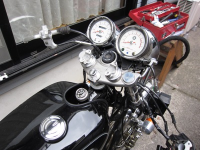 バイクパーツ ハンドル アグラス ノーマルトップ用アッパー