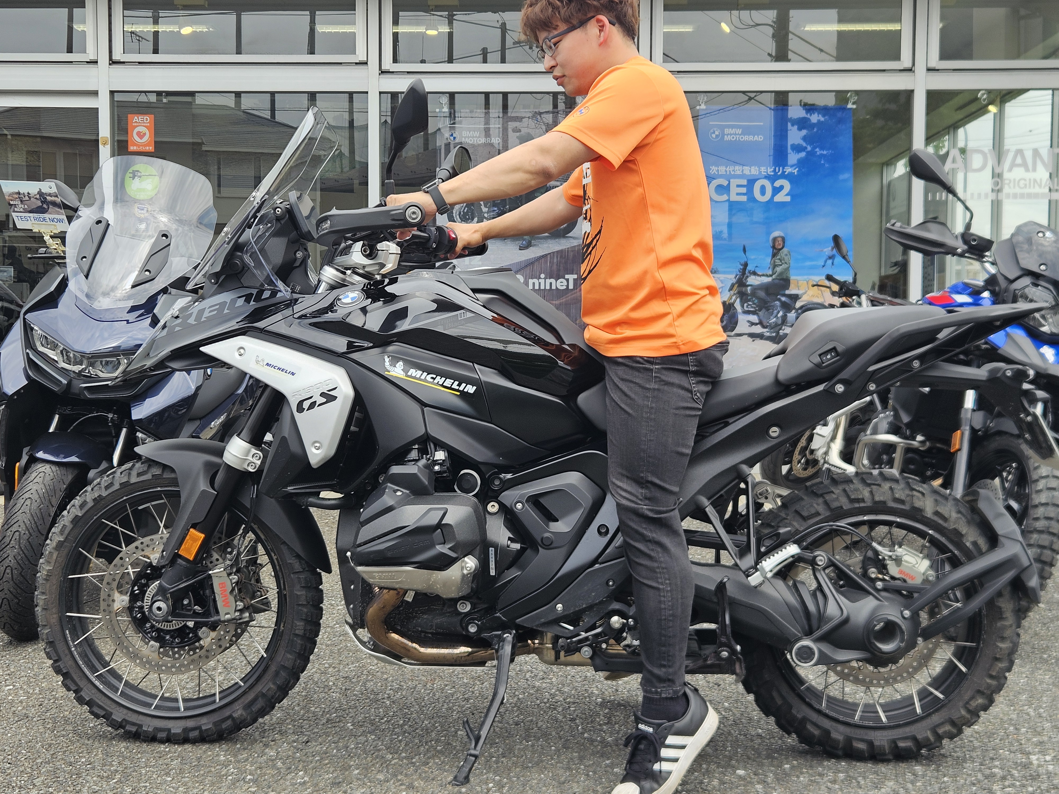 R1300GSのローシート完成しました。 | Motorrad Saitama-City Official
