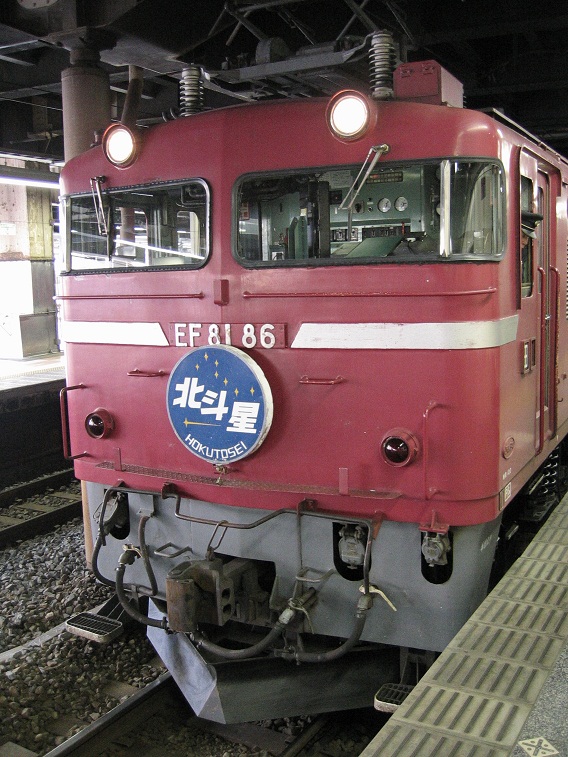 引退 北斗星牽引機関車 EF81カシオペアに続きEF510に!上野駅の 引退 北斗星牽引機関車 EF81カシオペアに続きEF510に!上野駅の