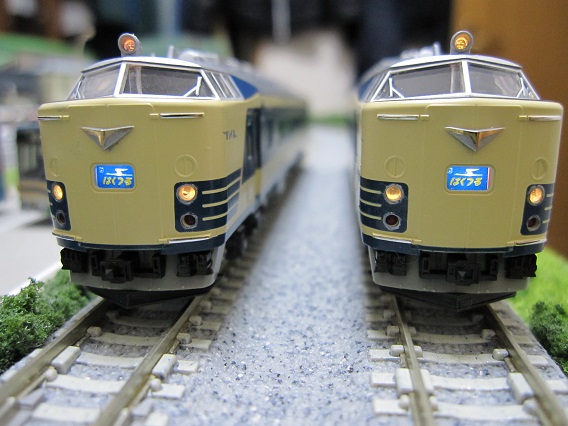 485系　KATO。 KATO 485系 583系 ヘッドライト周りのタッチアップをしました
