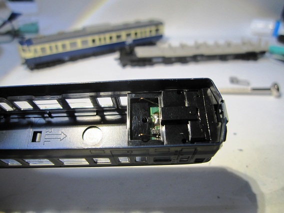 TOMIX 115系 山スカ色 LED化工事施行（＾＾ゞ | 鉄道に萌え