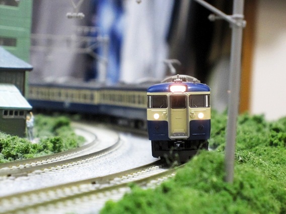 TOMIX 115系 山スカ色 LED化工事施行（＾＾ゞ | 鉄道に萌え