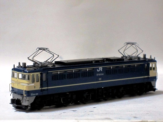 TOMIX EF65-1000JR貨物更新色とEF65-541号機（高崎） 観察編