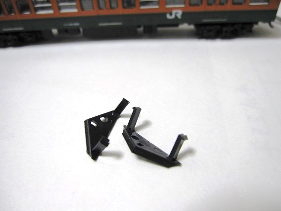 K*i様 KATO 115系D-26 精密加工品 2024.01) KATO 115系300番台 岡山D-25編成に仕上げる - YouTube
