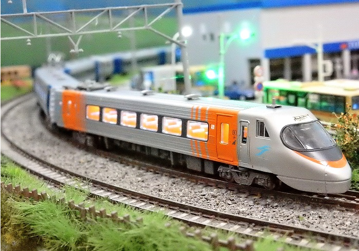 Nゲージ鉄道模型】<入線報告>マイクロエース四国8000系 Nゲージ鉄道模型】<入線報告>マイクロエース四国8000系