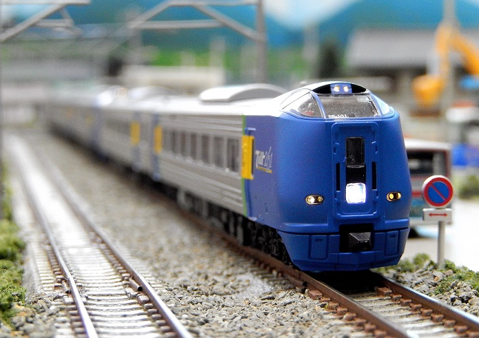 鉄道模型 ジオラマ展示台 Nゲージ用 ケース付 複線架線柱ヤード 鉄道模型 ジオラマ展示台 Nゲージ用 ケース付 複線架線柱ヤード
