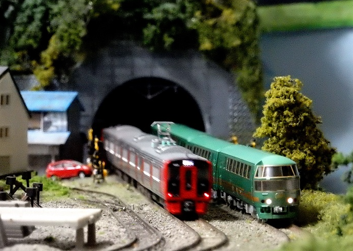 Nゲージ鉄道模型】＜個性派揃い！JR九州スペシャル！＞KATO 813系200