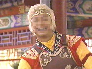 西遊記　香取慎吾 Amazon.co.jp: 【映画パンフレット】 『西遊記』 出演：香取慎吾.内村