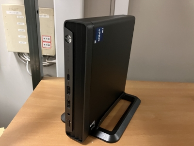 HP(エイチピー) Pro Mini 400 G9/CT マイクロ型パソコンを設置