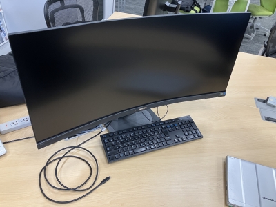 PHILIPS(フィリップス) 34型カーブドUltraWide 液晶モニター PHILIPS(フィリップス) 34型カーブドUltraWide 液晶モニター