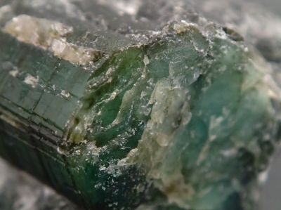 石ころ趣味 緑色、青緑色の石の巻 | ギン太パパのブログ