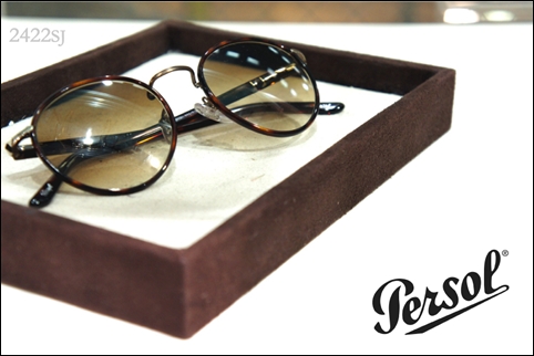 Persol2422SJ.jpg