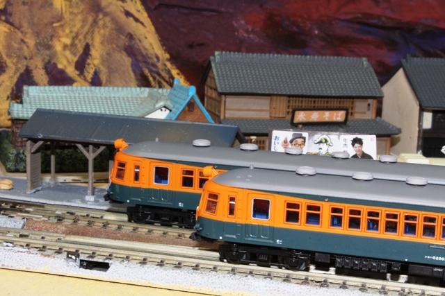 湘南色国鉄52系一次車飯田線（飯田線快速色）4両セット TOMYTEC
