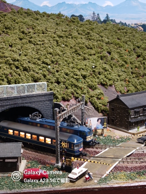 まだ続きます。EF58と20系寝台特急「あさかぜ」「あけぼの」(初期編成