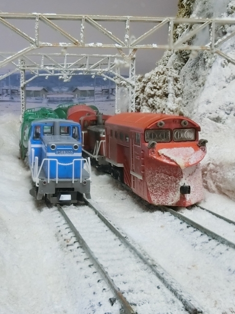そろそろ僕の出番かKATO DD16 / DD16 304 ラッセル式除雪車いざ見参