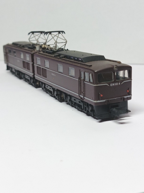 マイクロエース国鉄EH10-4 茶色 試作機 試験塗装（茶色）と貨物列車