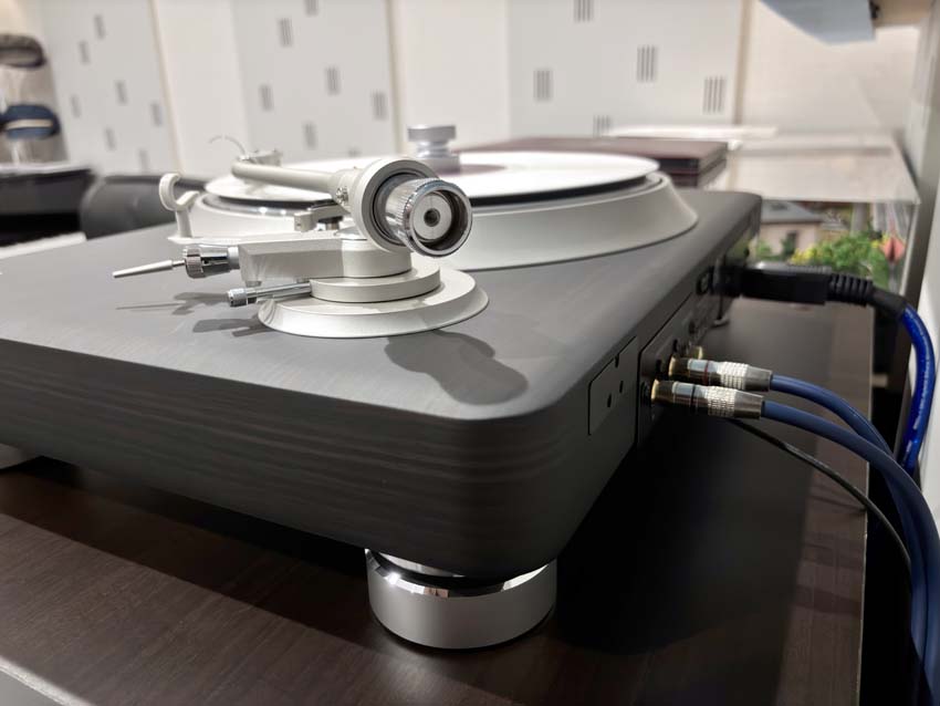 レコードプレーヤー用のアクリルカバー ＜オーダーメイド＞ | ナオの