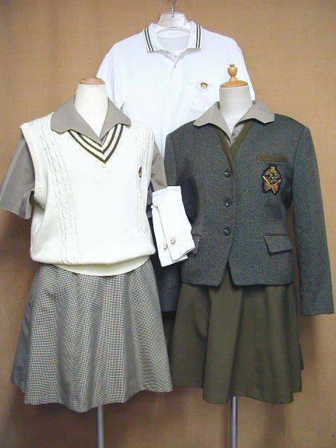今日の学生制服の紹介は、中央学院高等学校です | 制服買い取り日誌