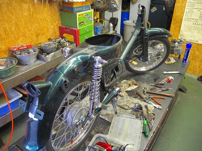 全塗装。 | スーパーカブのカスタムin京都モトブラン ブログ Moto-Blanc 全塗装。 | スーパーカブのカスタムin京都モトブラン ブログ Moto-Blanc