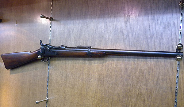 スプリングフィールドM1873 トラップドア カービン | Chicago Blog