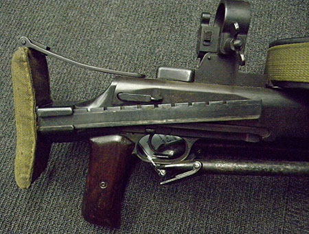 折り畳む銃床 「DT 車載軽機関銃」 | Chicago Blog