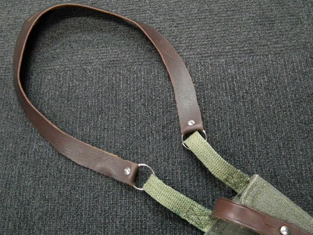 テストの為一度試着　ショルダーホルスター imgrc0072222736.jpg