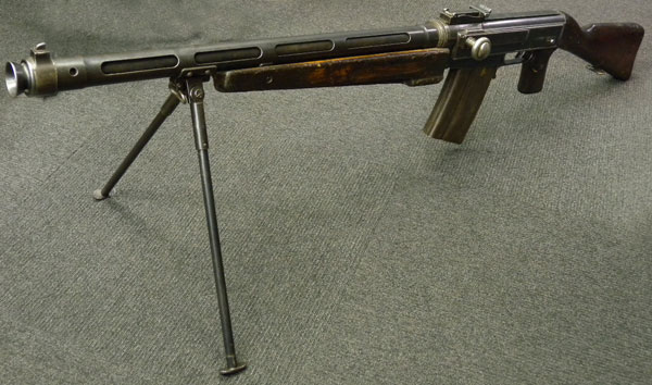 スイスの輸出向け汎用軽機関銃？ | Chicago Blog