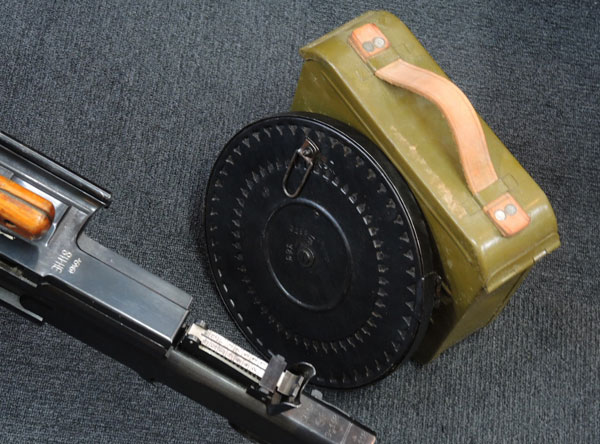 銃の告白「私は幻の機関銃でした・・・」 | Chicago Blog